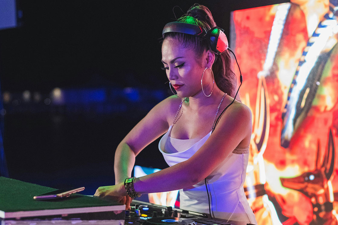 Why royalty-free house music is perfect for fashion videos and showcases